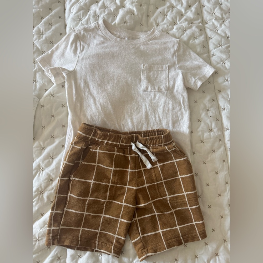 Cat & Jack Brown Checkered Shorts